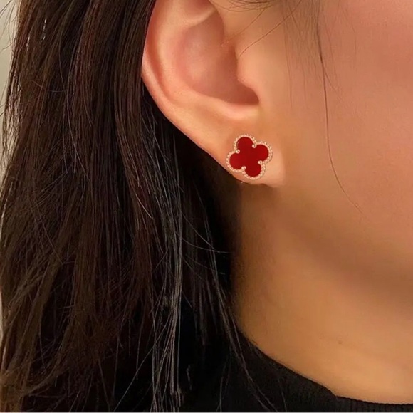 Four Leaf Stainless Steel Flower Red Flower Earrings - Picture 2 of 4